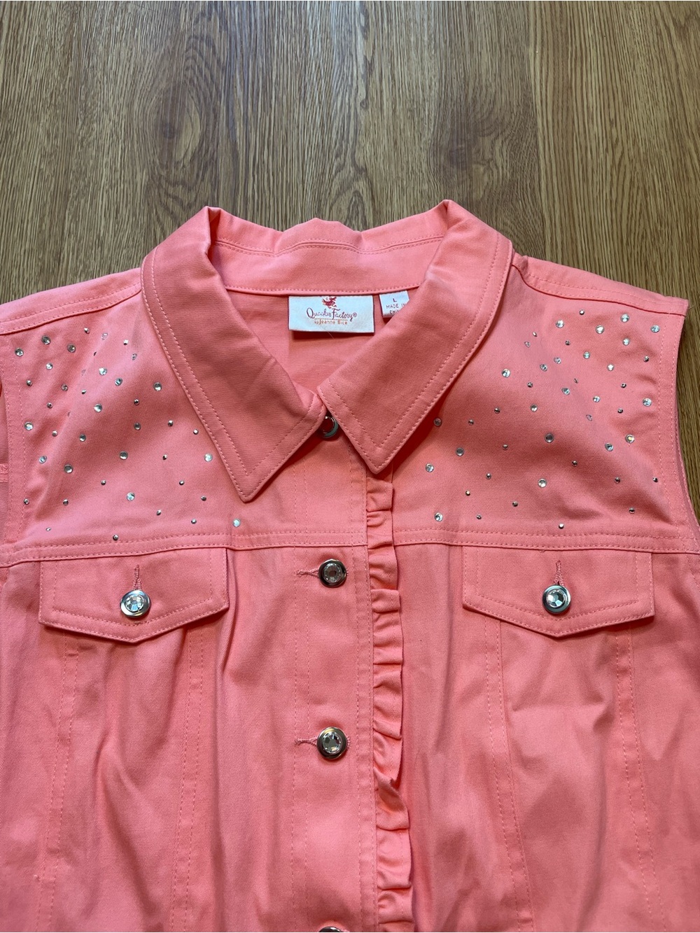 Quacker Factory Rhinestone Ruffle Sleeveless Denim Vest Pink Size L - Picture 4 of 4